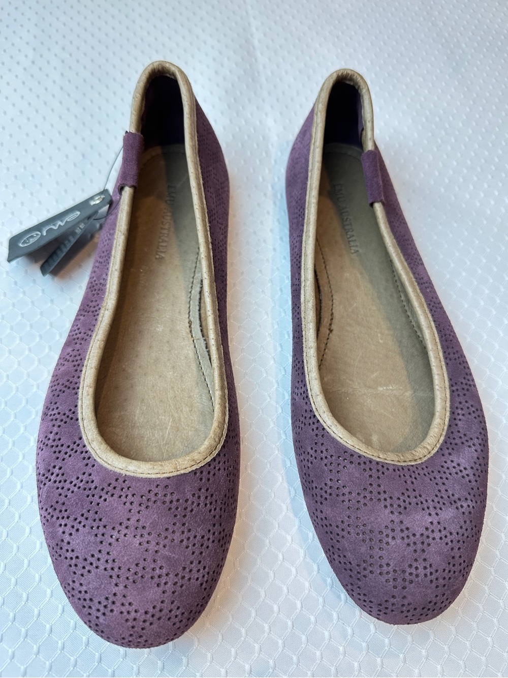 NWT EMU Australia Leather Ballet Flats 10